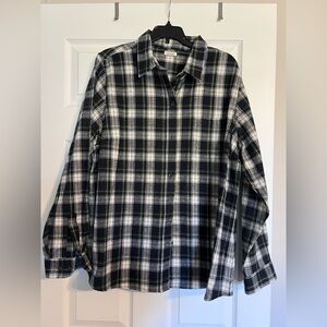 LL Bean Flannel Shirt Mens medium Green Plaid Long Sleeve.